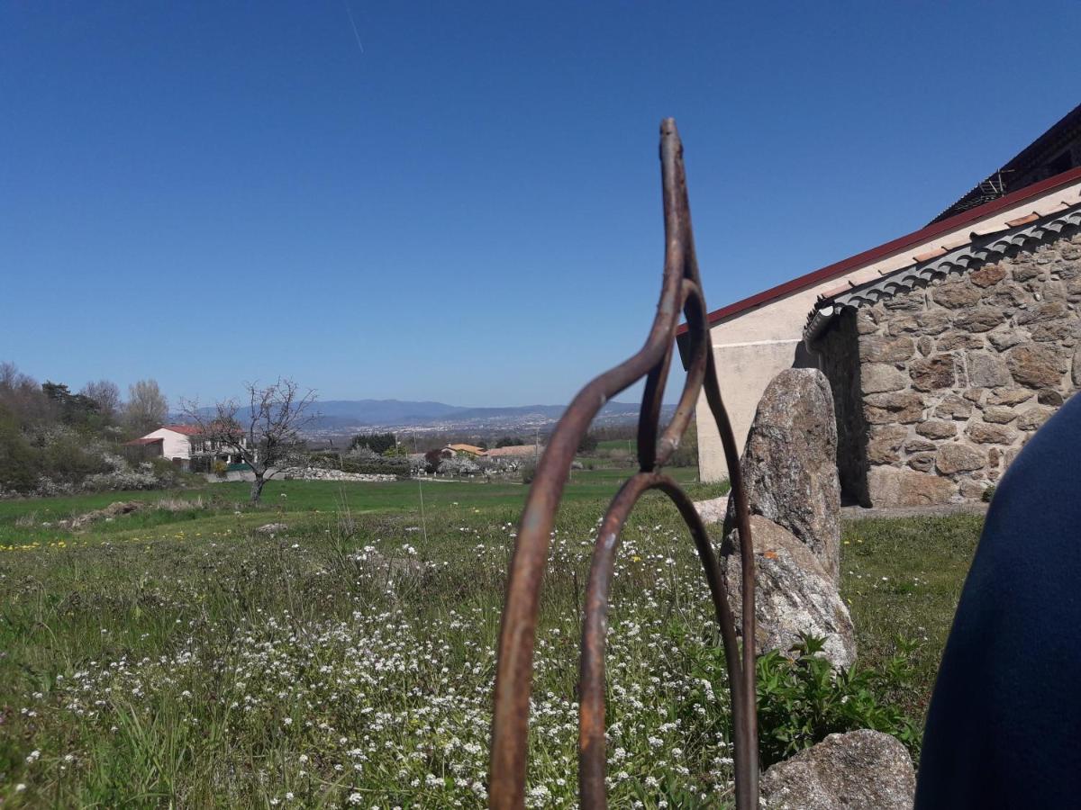 Ferme De La Combe Bed & Breakfast Saint-Jeure-d'Ay Exterior photo